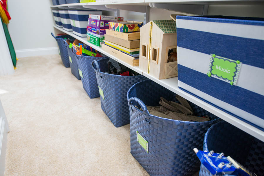 freedomrail toy closet shelving in white